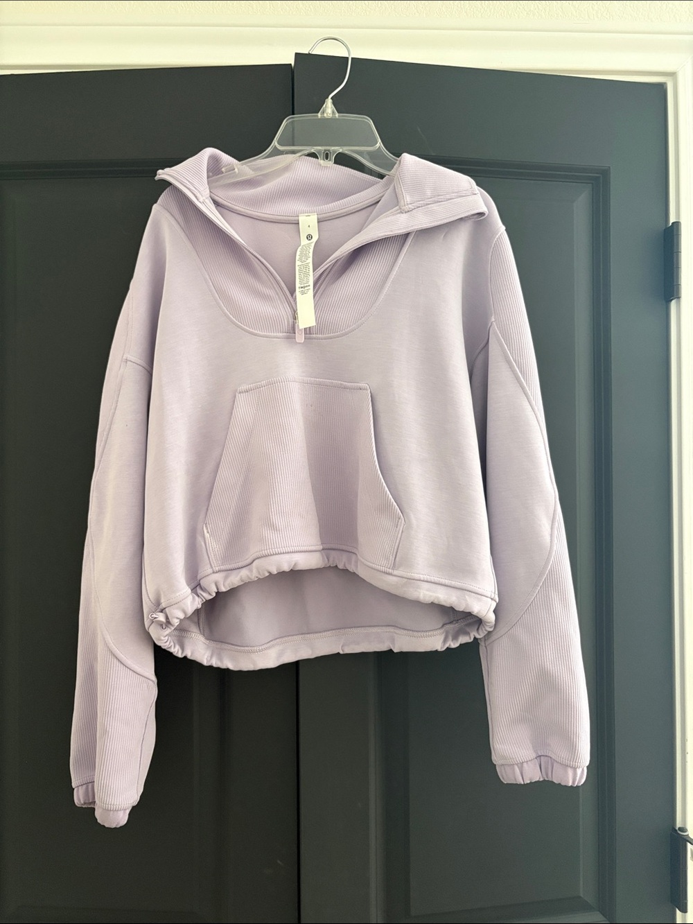 Lululemon Cropped Scuba in Lilac